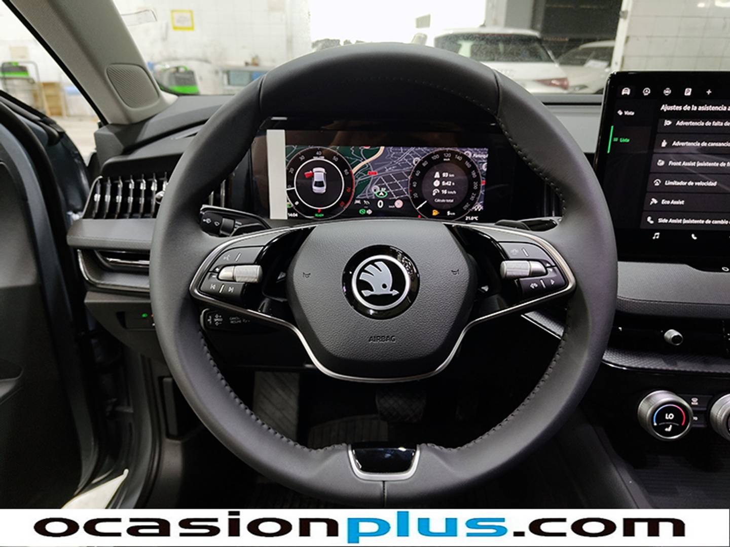 Foto Skoda Superb Skoda Superb 1.5 TSI m-HEV Essence DSG  (150 CV)