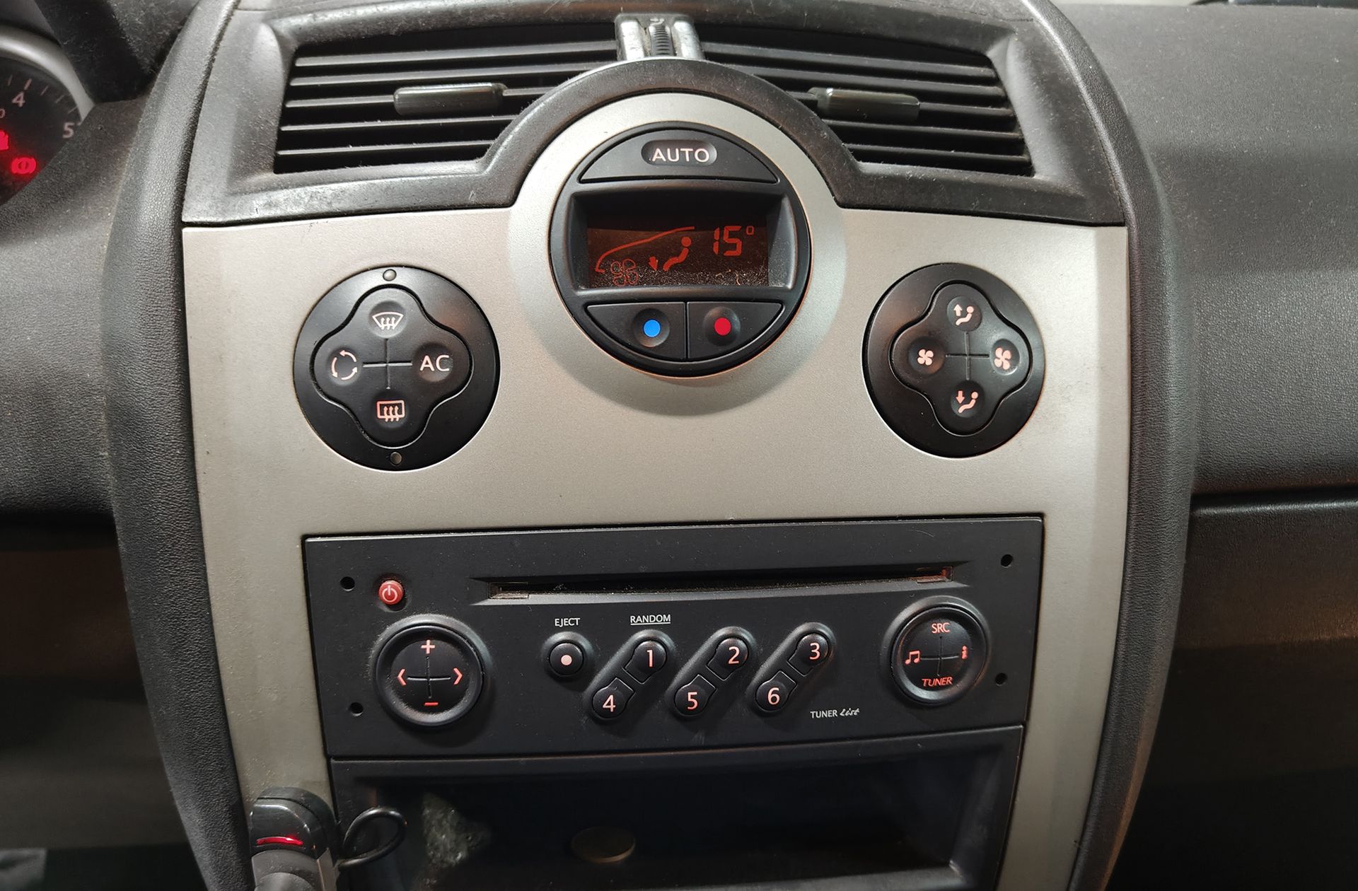 Renault Mégane 1.9 dCi Confort Expression - foto 17