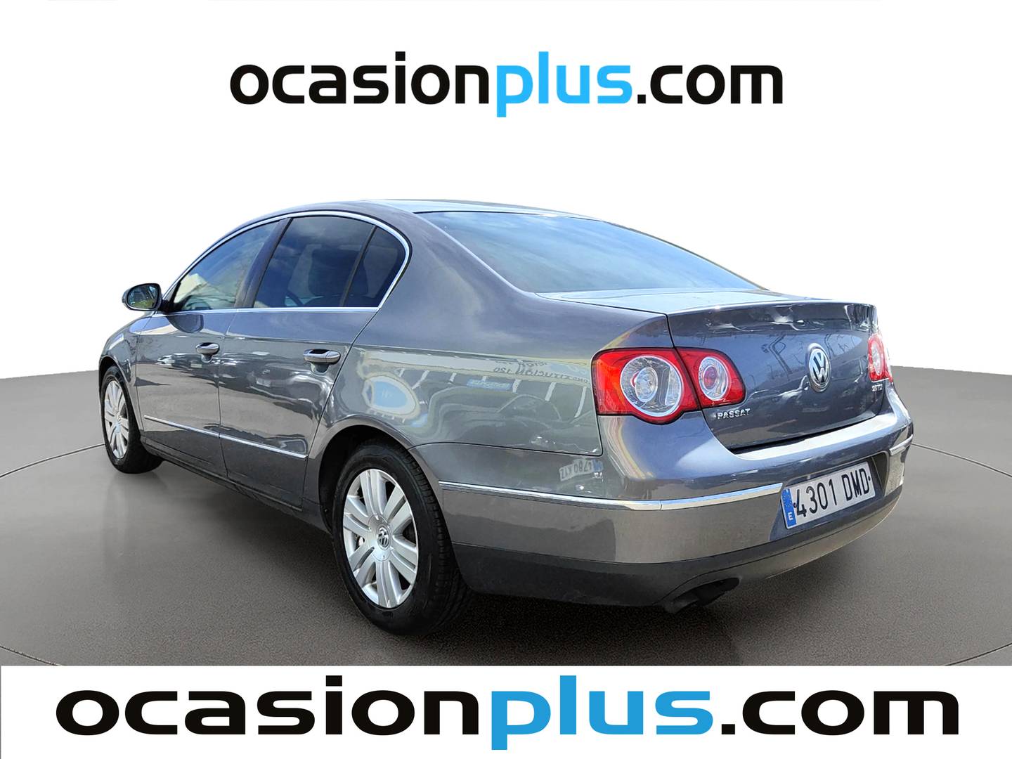 Foto trasera Volkswagen Passat Volkswagen Passat Highline 2.0 TDI (140 CV) izquierda