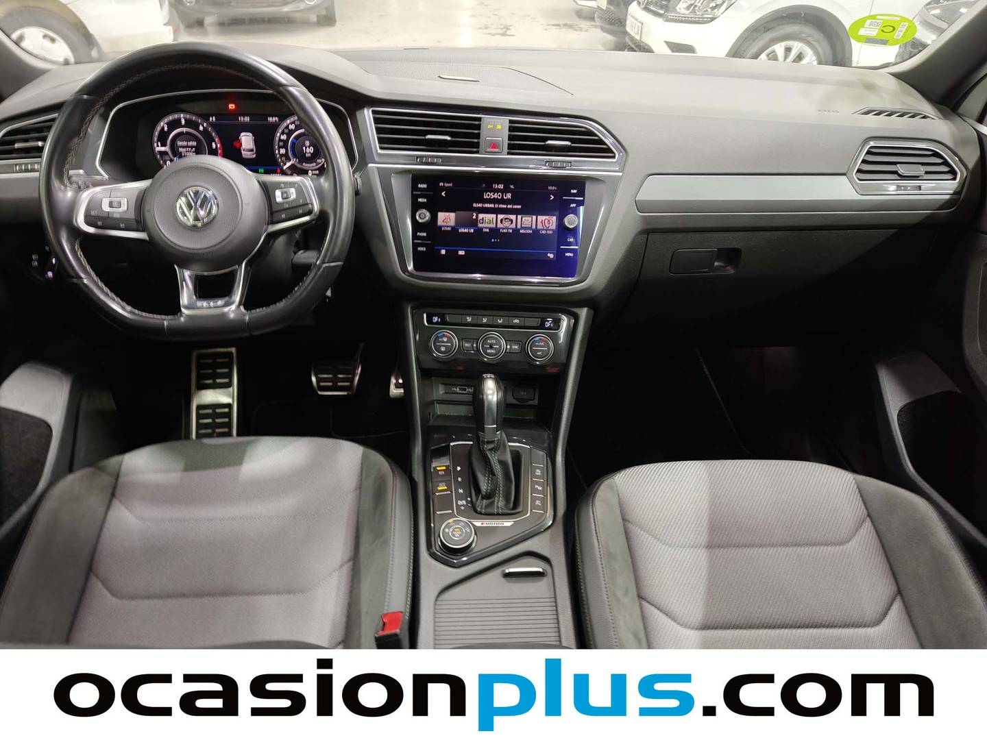 Foto Volkswagen Tiguan Volkswagen Tiguan Sport 2.0 TDI BMT 4Motion Pack R-line (240 CV) DSG