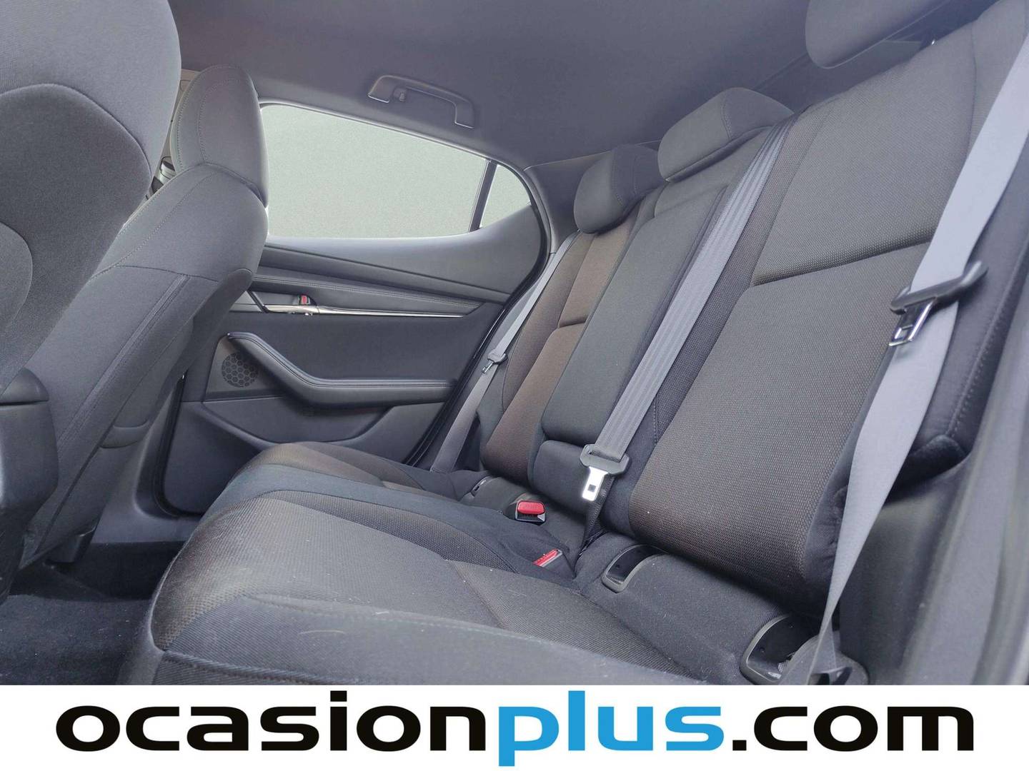 Foto asientos traseros Mazda Mazda3 Mazda Mazda 3 2.0 Skyactiv-G Evolution (122 CV)