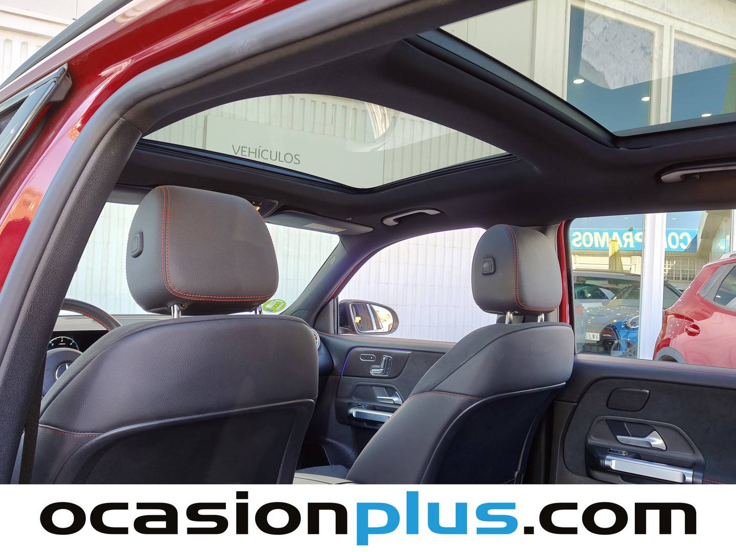 Extras y acabados del Mercedes GLB Mercedes GLB 2.0  200 D DCT (150CV)