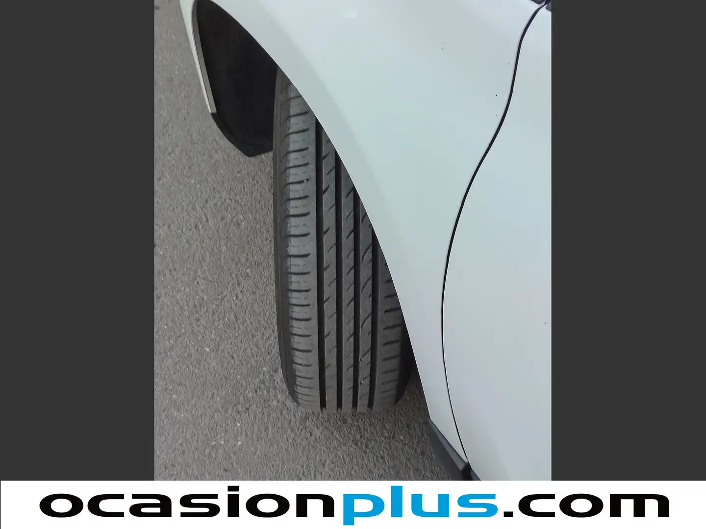 Foto Peugeot 2008 Peugeot 2008 VTI 82 Active (82 CV)