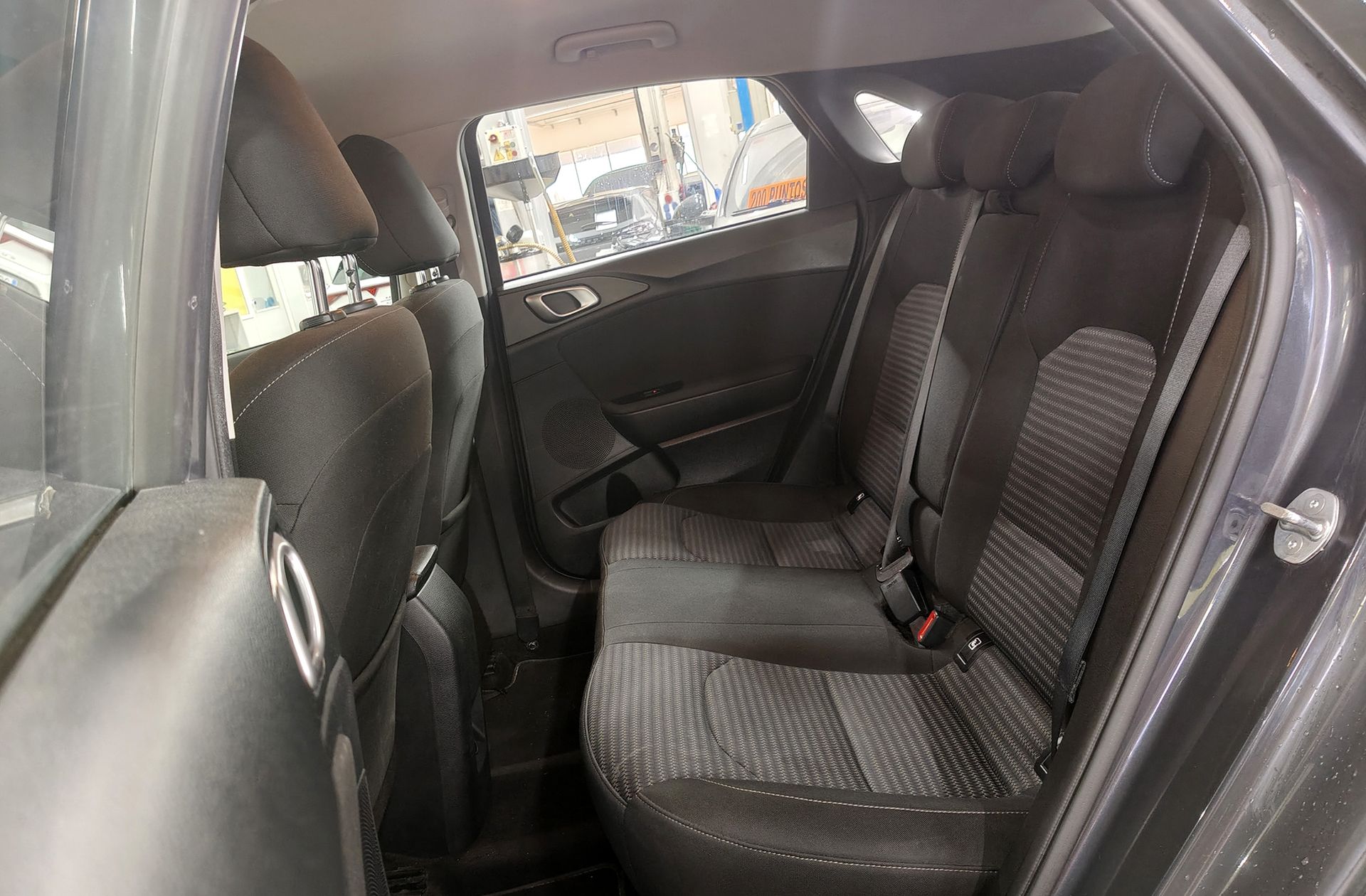 Kia Ceed 1.6 MHEV iMT Drive - foto 11