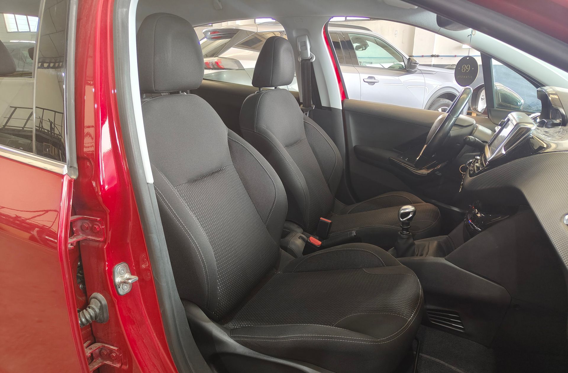 Peugeot 208 PureTech 110 Tech Edition - foto 17