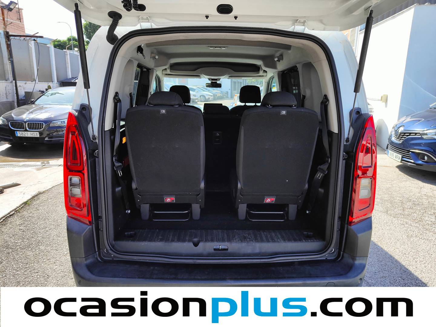 Fotos maletero Citroën Berlingo Citroën Berlingo BlueHDi 130 S&S Talla M Shine (130 CV) 7 Plazas