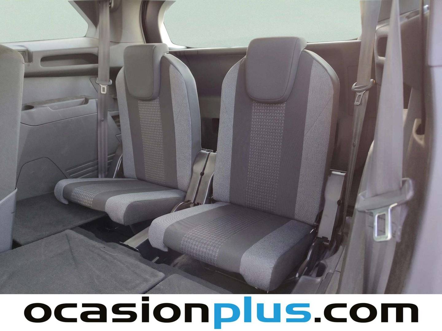 Foto asientos delanteros Peugeot 5008 Peugeot 5008 PureTech 130 S&S Active Pack (130 CV) 7 Plazas