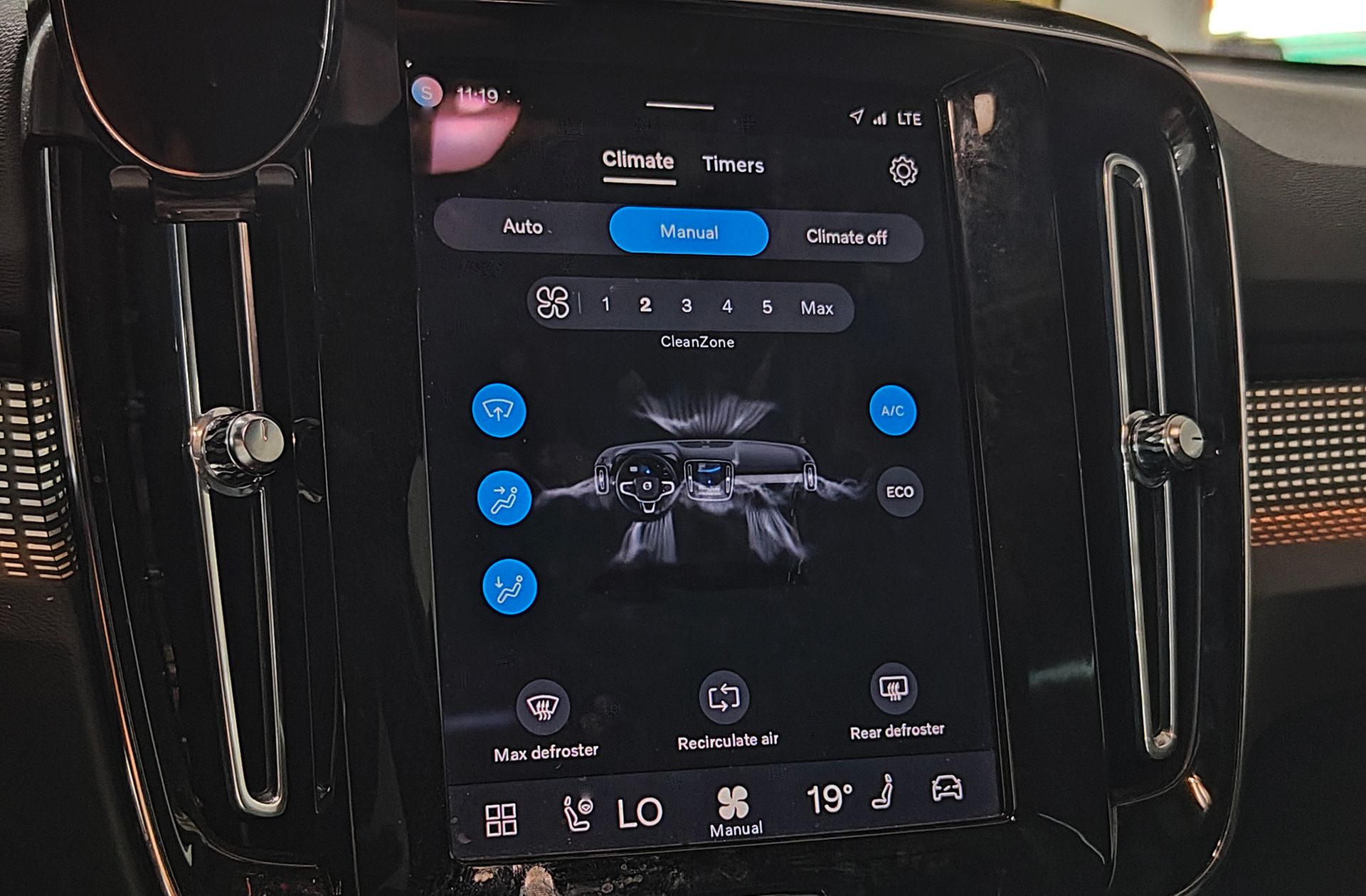 Volvo XC40 Recharge Ultimate - foto 33