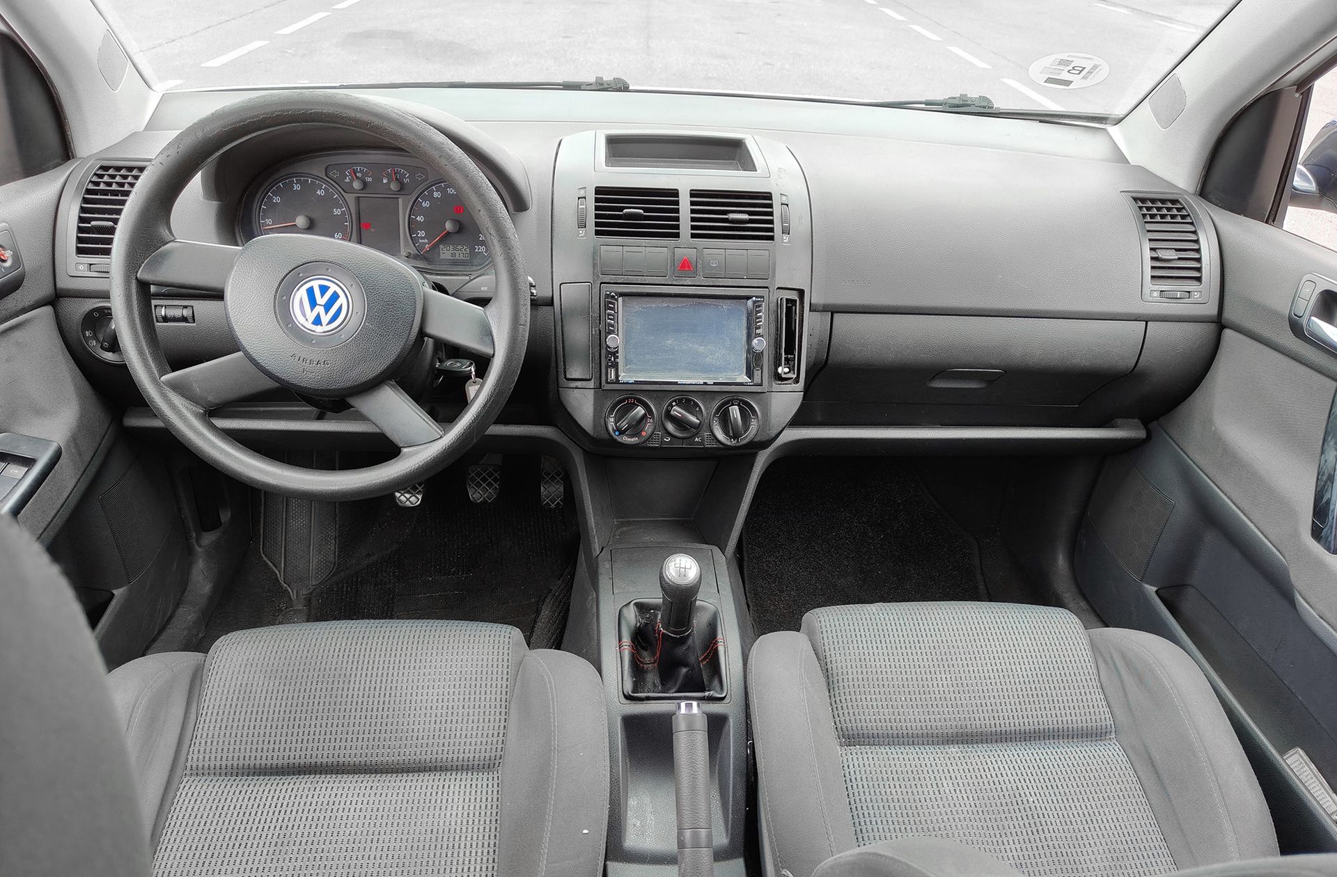 Volkswagen Polo Trendline 1.4 - foto 6