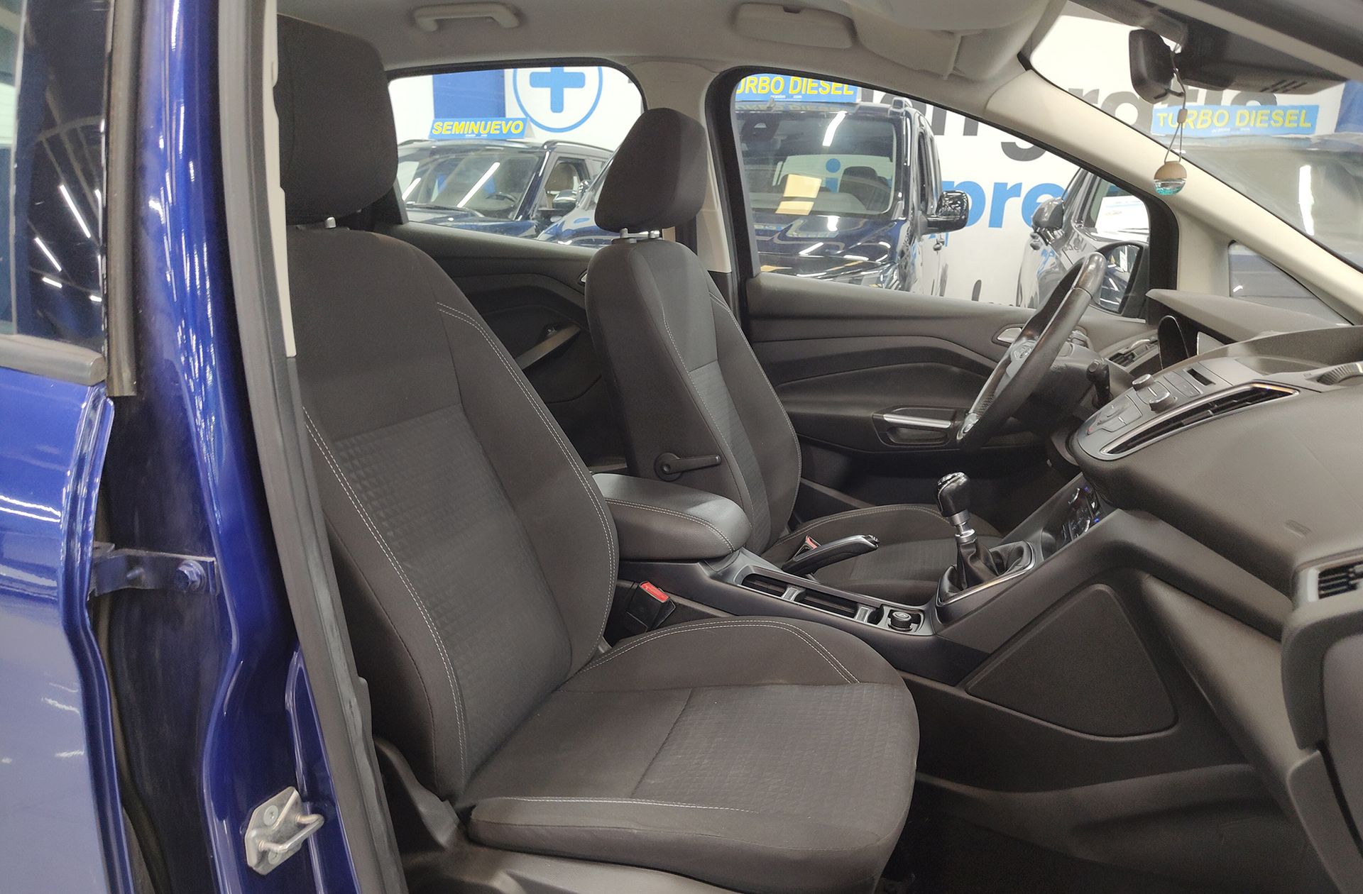 Ford C-Max 1.0 EcoBoost Trend+ - foto 14