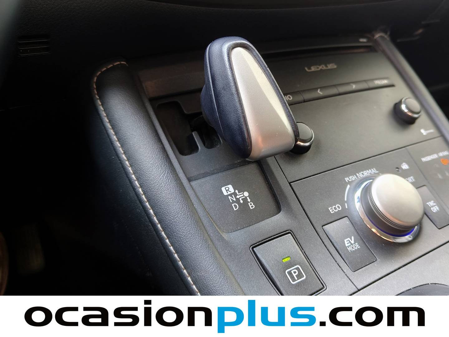 Lexus CT Lexus CT 200h Business (136 CV) de segunda mano