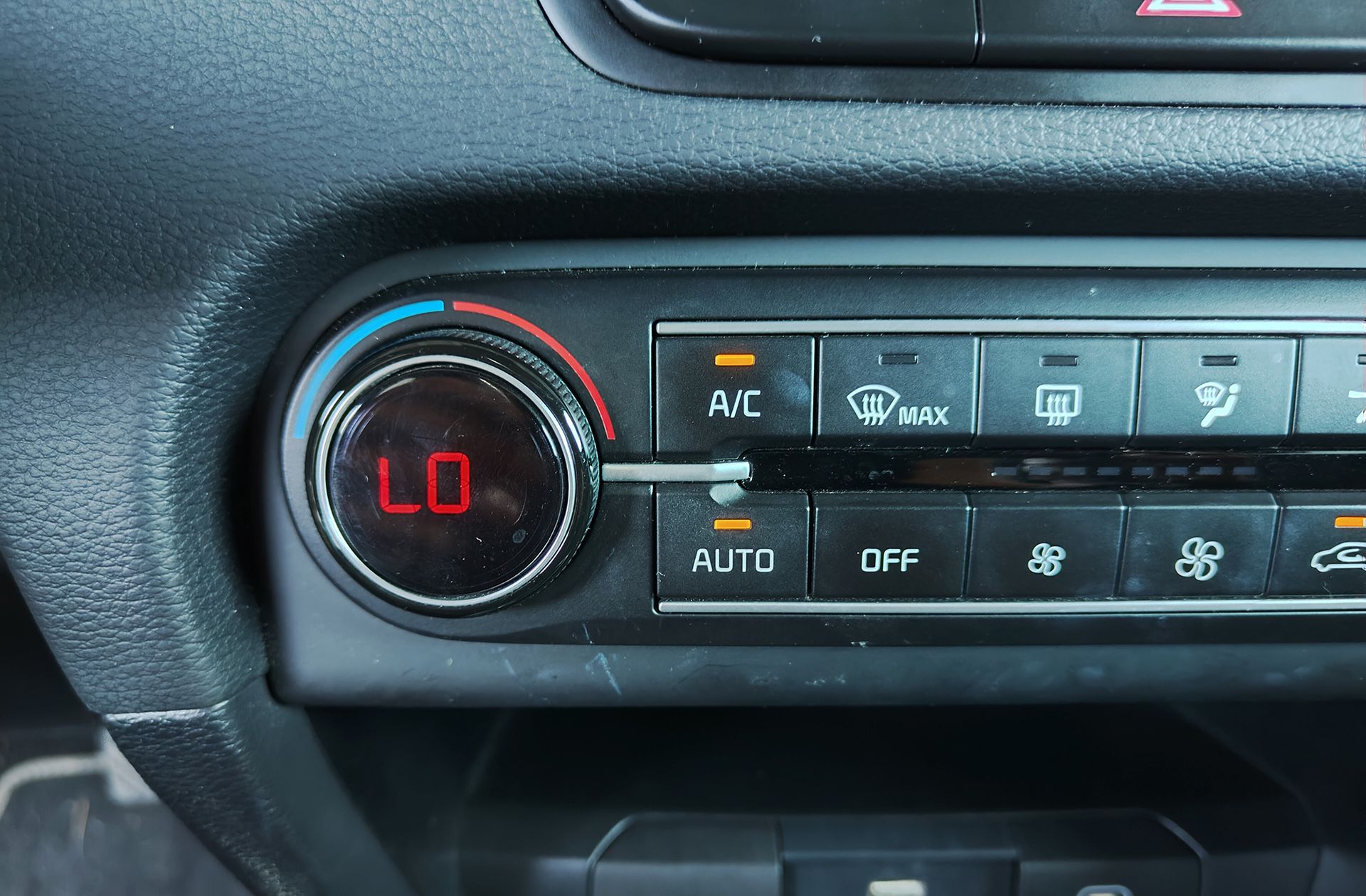 Kia Ceed 1.0 T-GDi Drive - foto 32