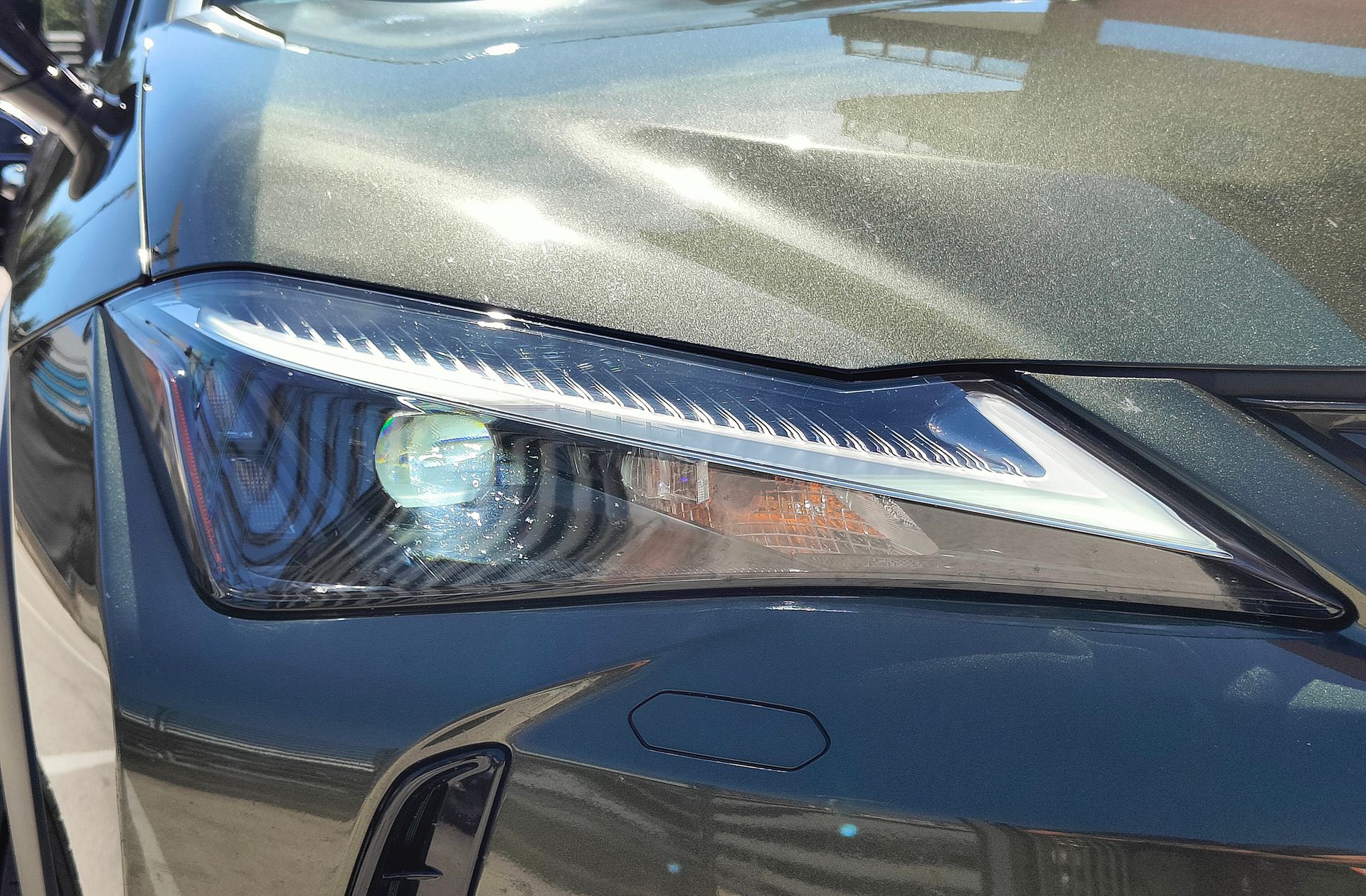 Lexus UX 250h Premium - foto 14