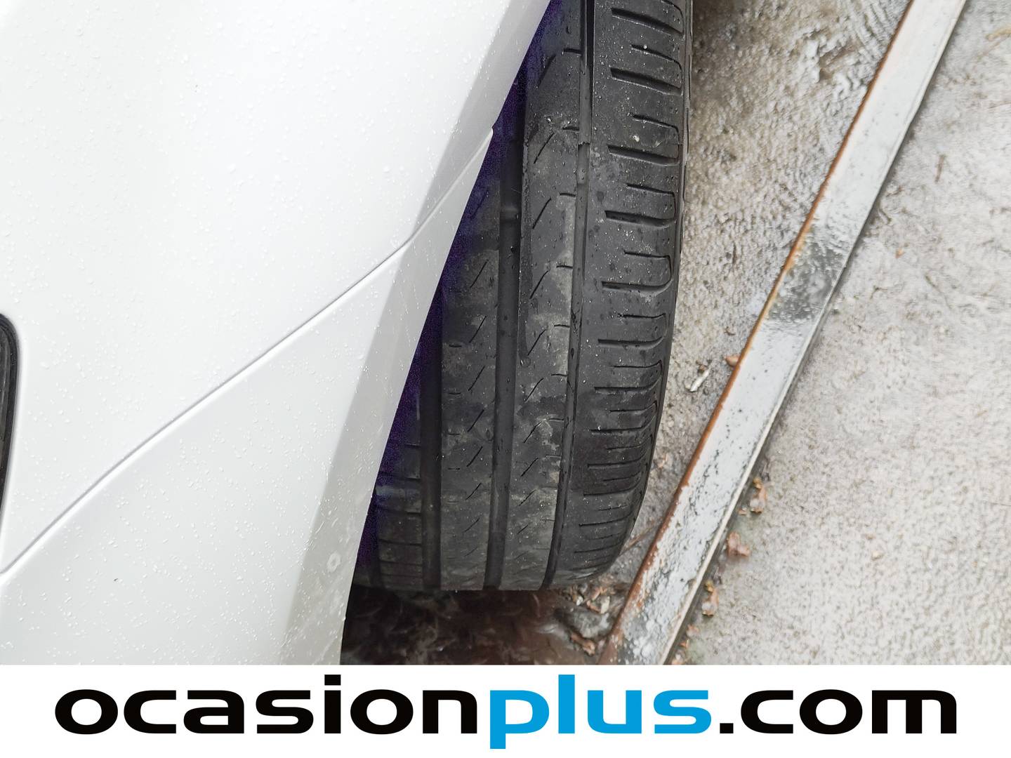 Volkswagen Golf Volkswagen Golf Sport 1.4 TSI BMT ACT Tech (150 CV) DSG Pack R-Line seminuevo
