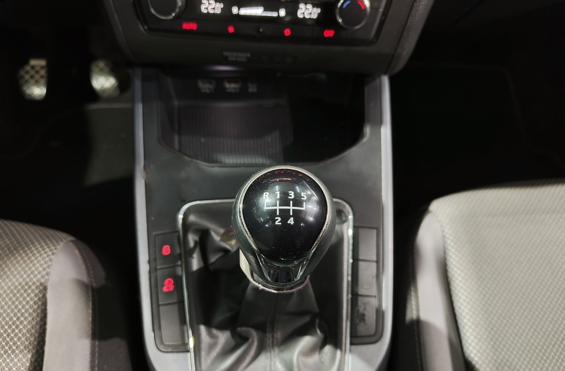 SEAT Arona 1.0 TSI Ecomotive Style - foto 5
