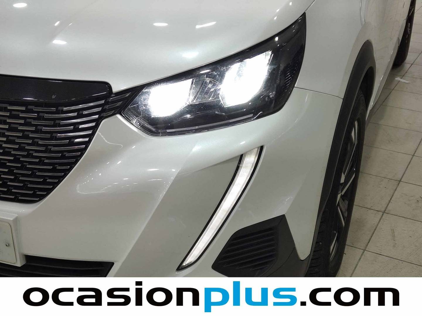 Foto Peugeot 2008 Peugeot 2008 PureTech 100 S&S Allure (100 CV)