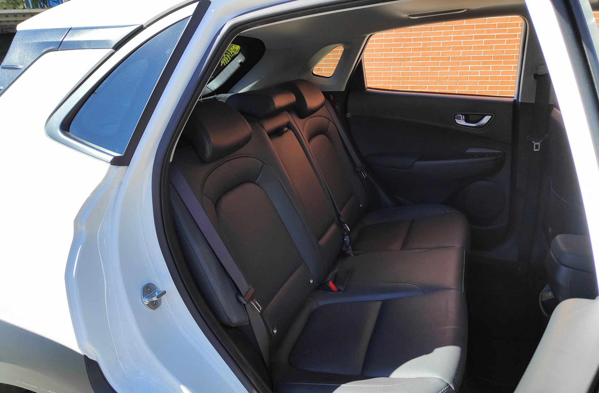 Hyundai Kona 1.6 GDI HEV Style Sky DCT - foto 20
