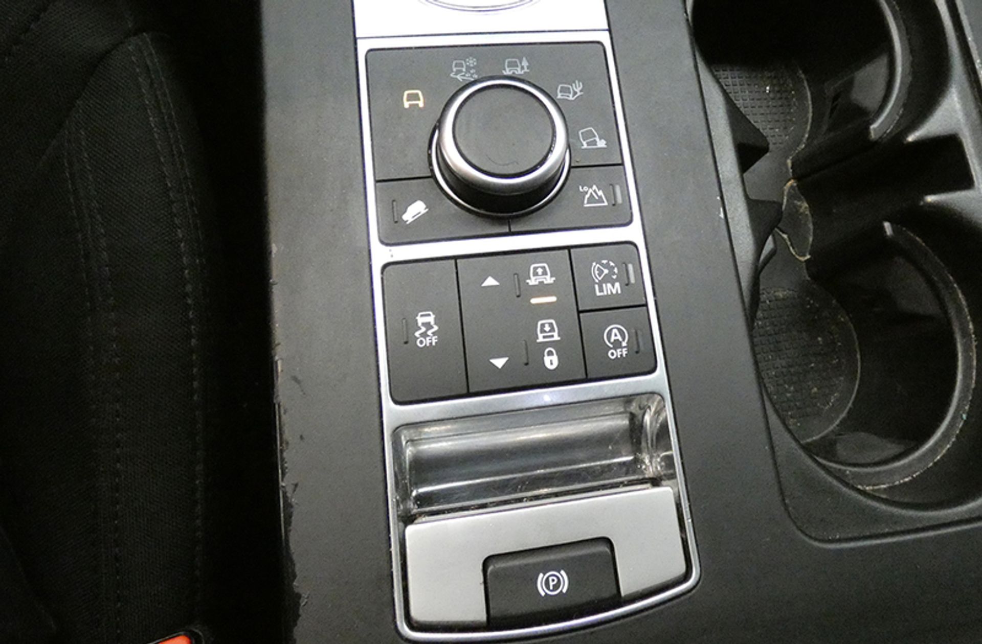 Land Rover Discovery 3.0 TD6 SE 4x4 - foto 30