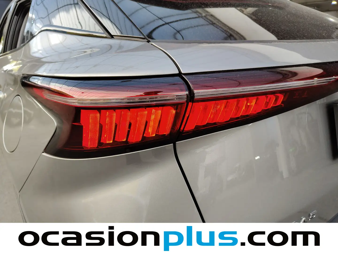 Foto OMODA 5 Omoda 5 1.6 T-GDI Premium DCT  (185 CV)