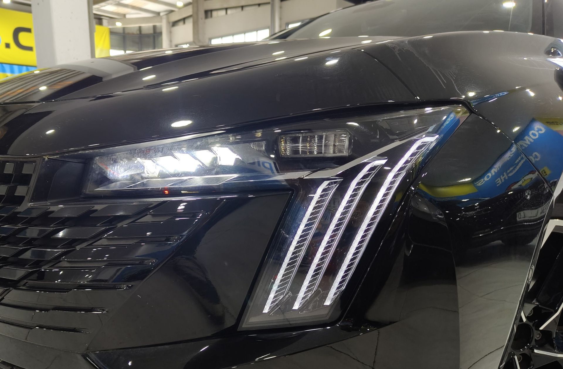 Peugeot 508 SW SW GT BlueHDi EAT8 - foto 17