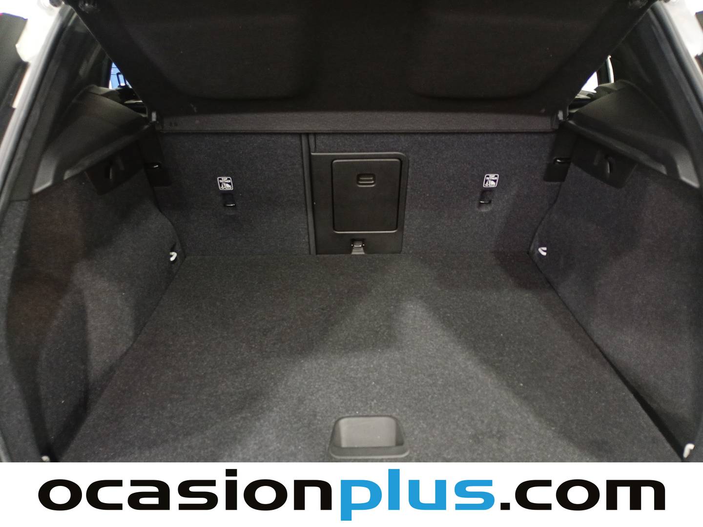 Foto Volvo XC40 Volvo XC40 T3 Momentum (156 CV)