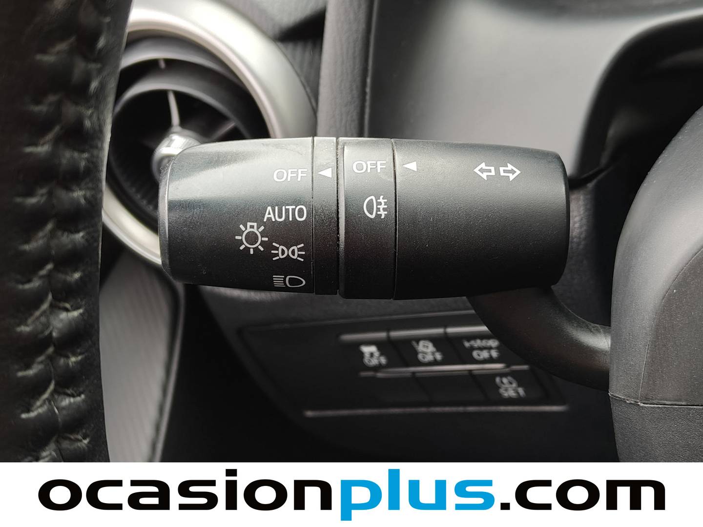 Foto Mazda Mazda2 Mazda Mazda 2 1.5 GE Black Tech Edition (90 CV)