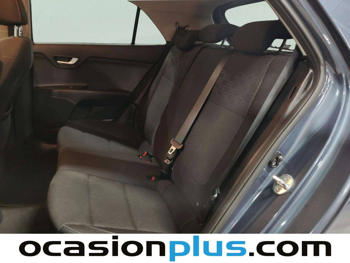 Foto asientos traseros KIA Rio KIA Rio 1.4 CRDi Tech (90 CV)