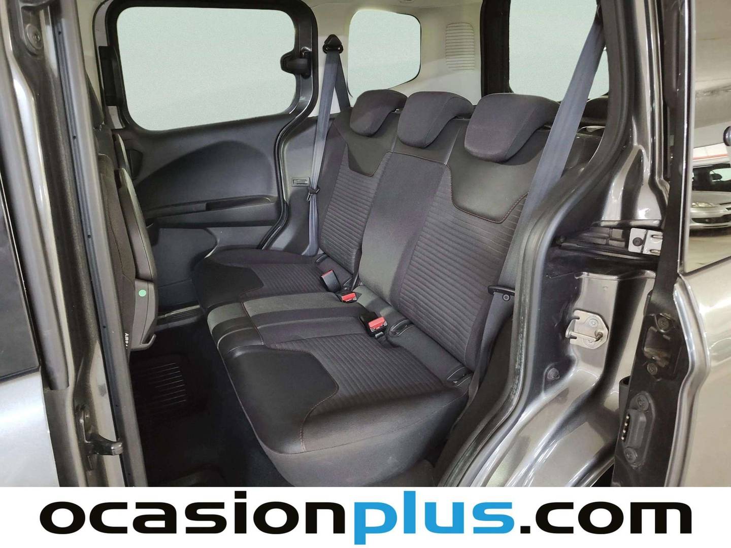 Foto asientos traseros Ford Tourneo Courier Ford Tourneo Courier 1.0 EcoBoost Sport (100 CV)