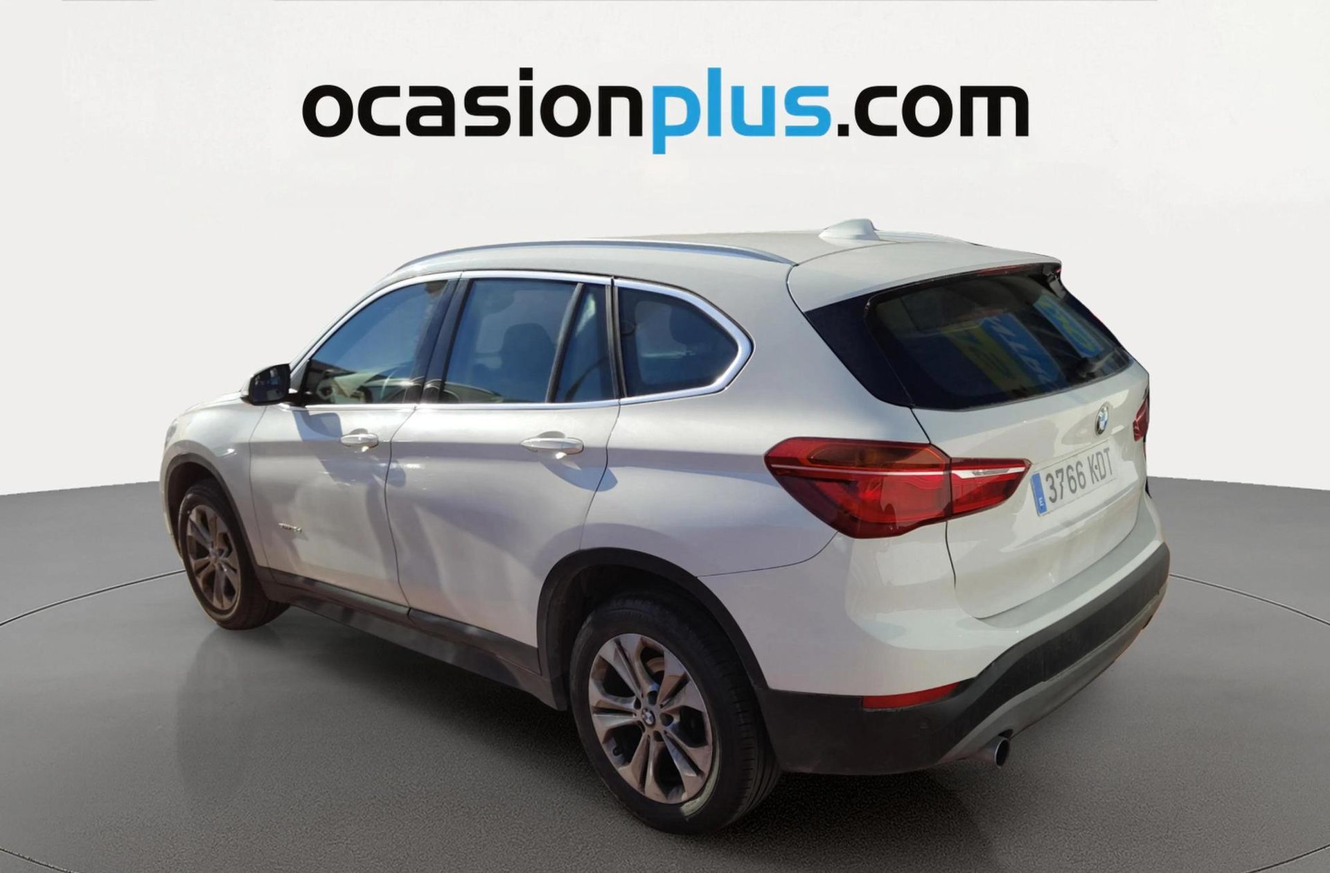 BMW X1 sDrive18d Business - foto 3
