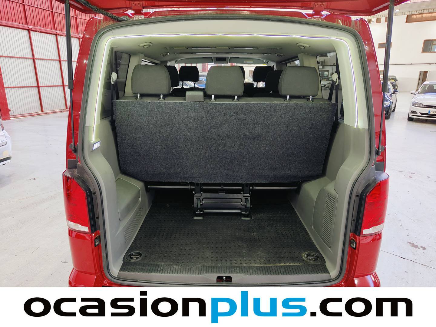 Fotos maletero Volkswagen Caravelle Volkswagen Caravelle Origin Batalla Corta 2.0 TDI BMT (110 CV) 9 Plazas