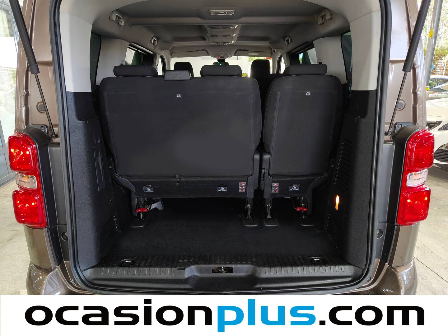 Foto asientos traseros Citroën Spacetourer Citroën Spacetourer BlueHDi 120 Talla M Business (120 CV) 8 Plazas