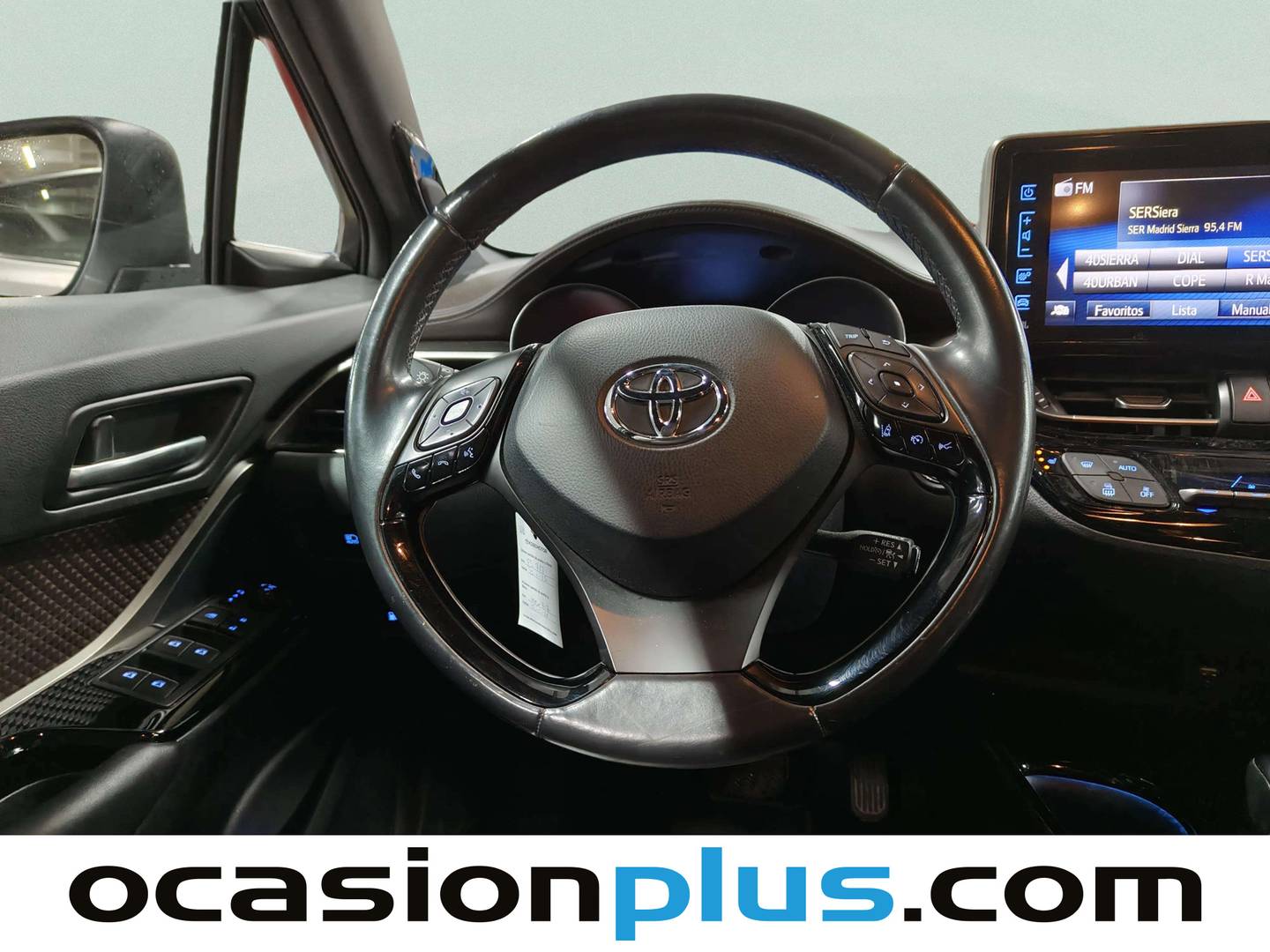 Foto Toyota C-HR Toyota C-HR 1.8 125H Style Plus (122 CV)