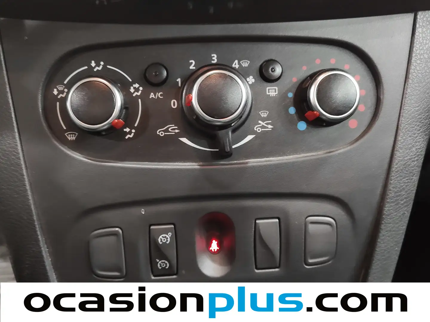 Foto Dacia Sandero Dacia Sandero Essential TCe (100 CV)