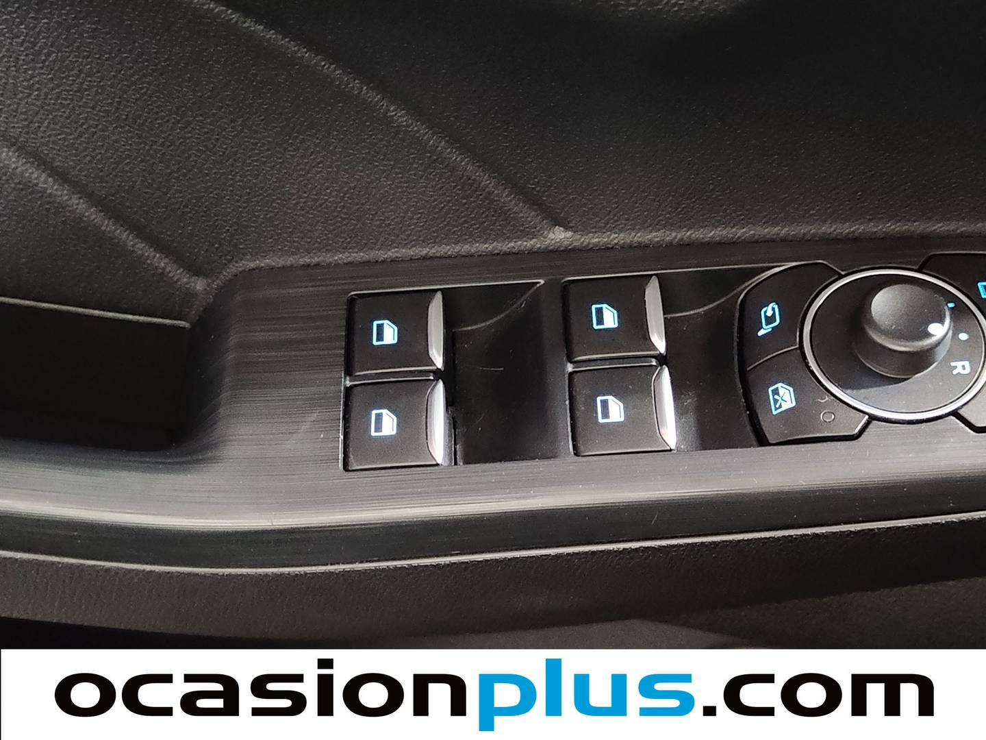 Foto Ford Kuga Ford Kuga 2.5 Duratec PHEV ST-Line X Auto  (225 CV)