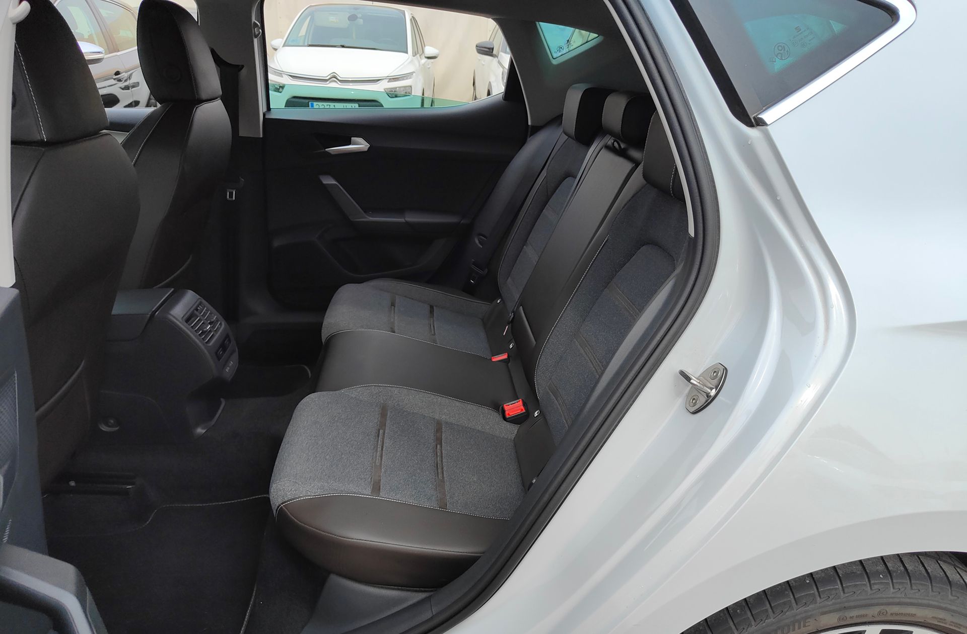 SEAT León 1.5 TSI Xcellence - foto 12