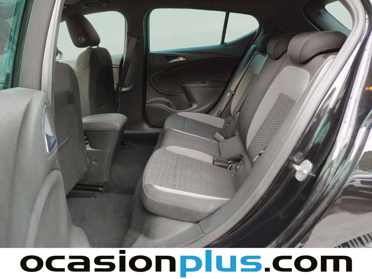 Foto asientos traseros Opel Astra Opel Astra 1.2 Turbo SHL GS Line (110 CV)