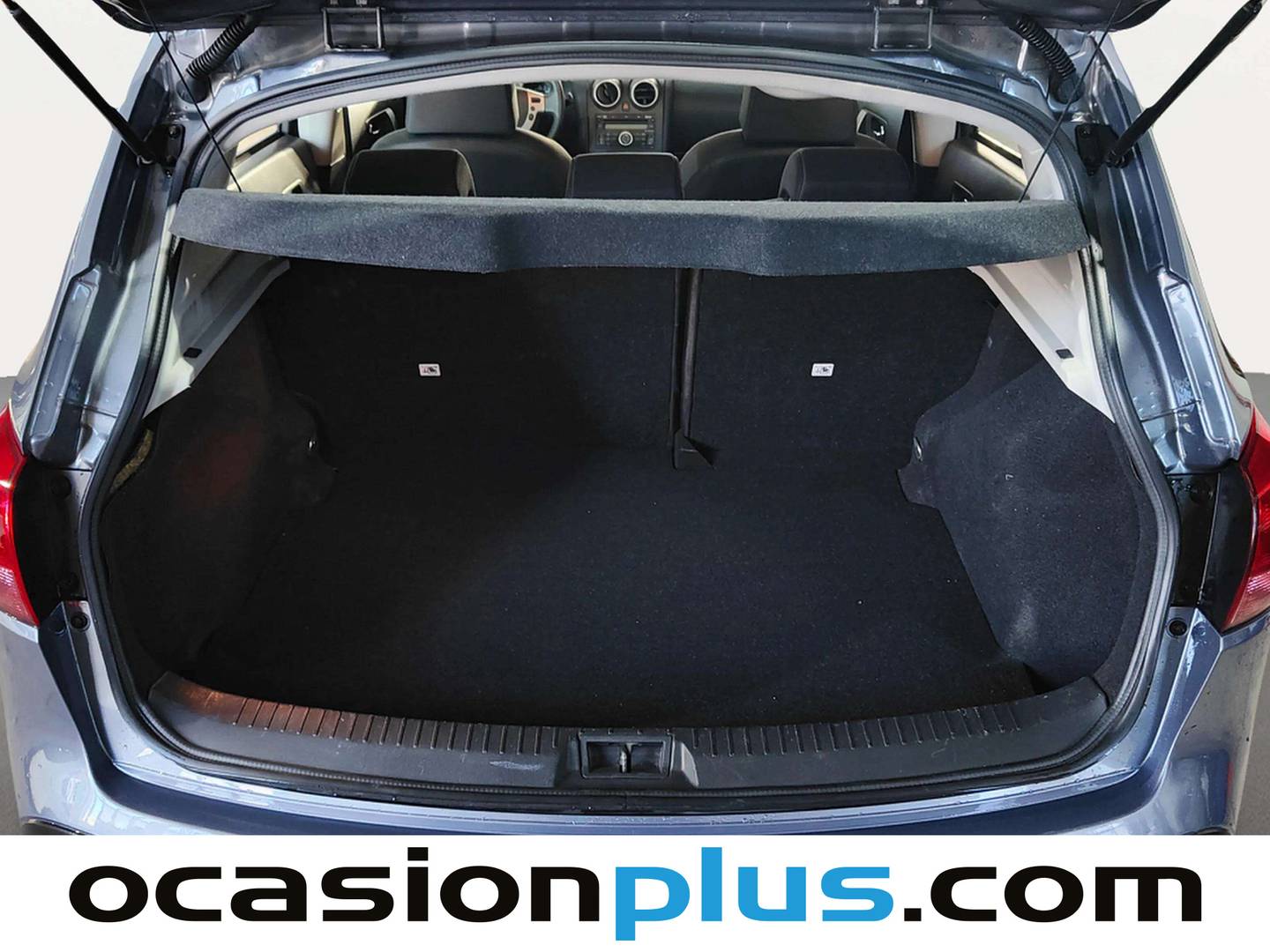 Fotos maletero Nissan QASHQAI Nissan Qashqai 2.0 Tekna 4x2 CVT (140 CV)