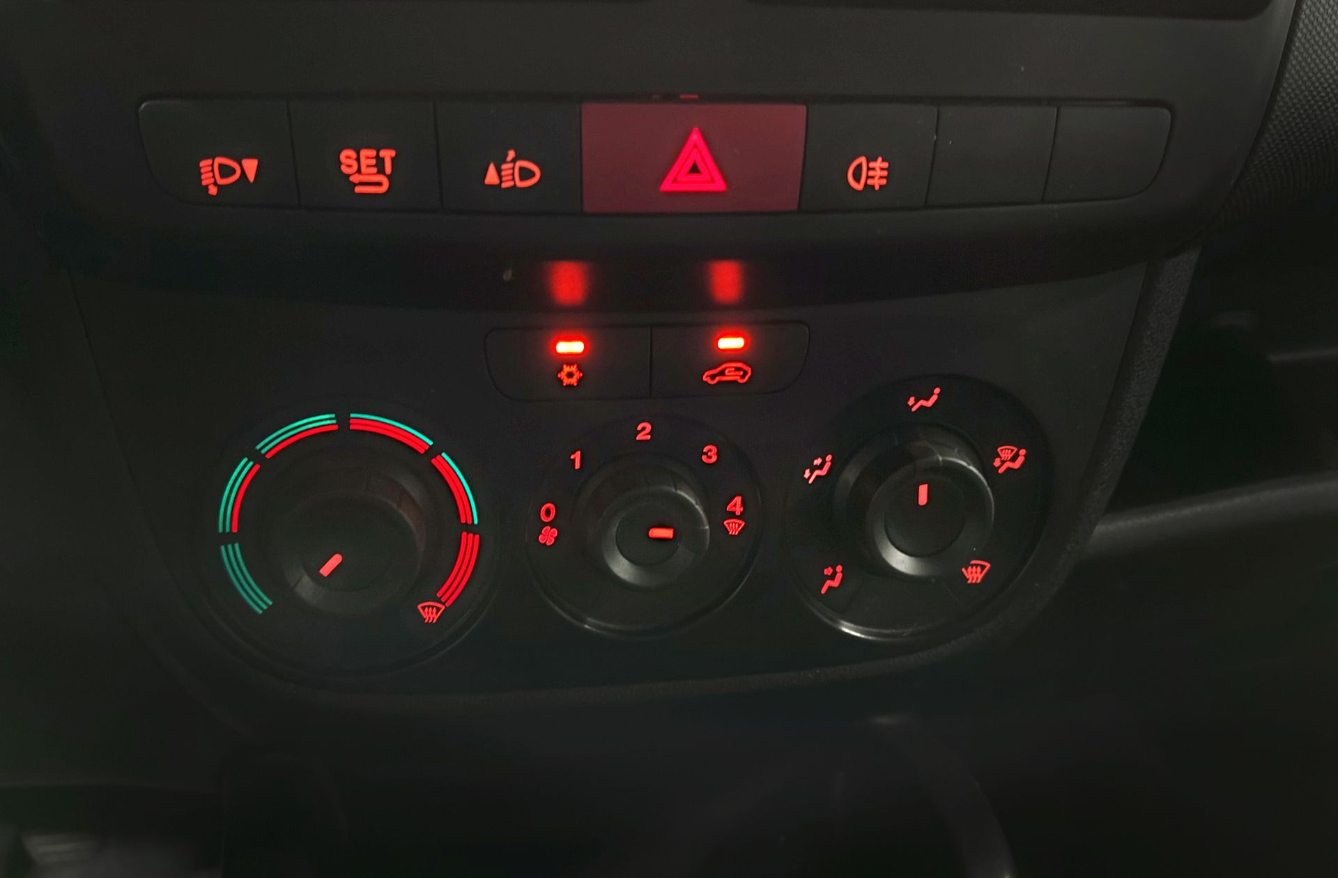 Opel Combo Cargo 1.3 CDTI L2H1 Incrementada - foto 25