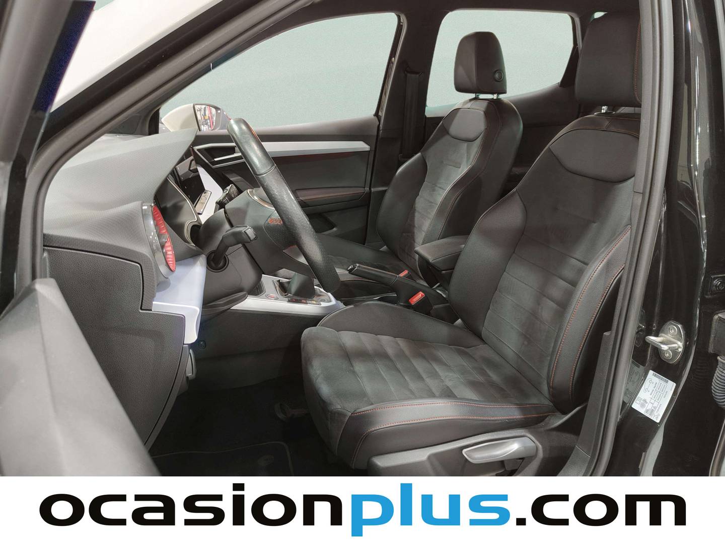 Foto asientos delanteros Seat Arona Seat Arona 1.0 TSI S&S FR (110 CV)