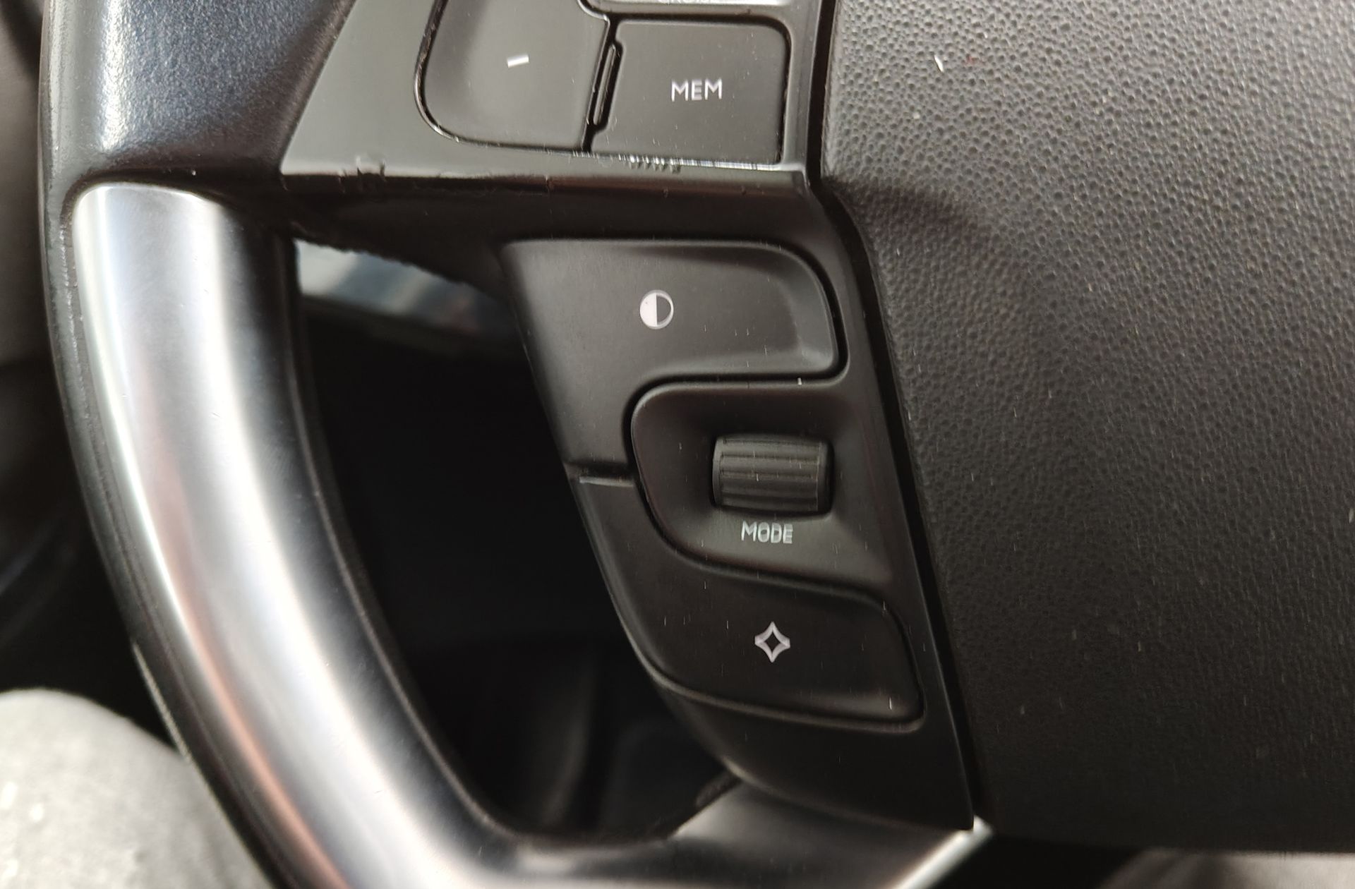 Citroën C4 Picasso BlueHDi 150 Feel EAT6 - foto 24