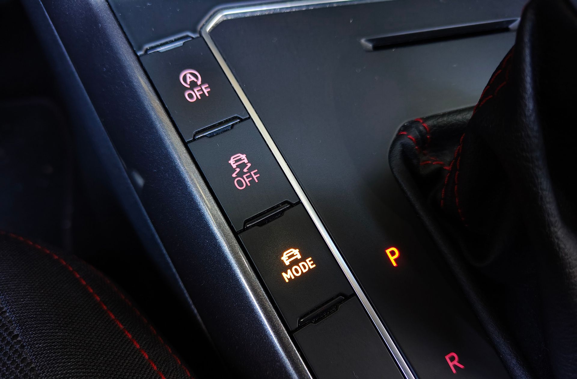 Volkswagen Polo GTI 2.0 TSI DSG - foto 36