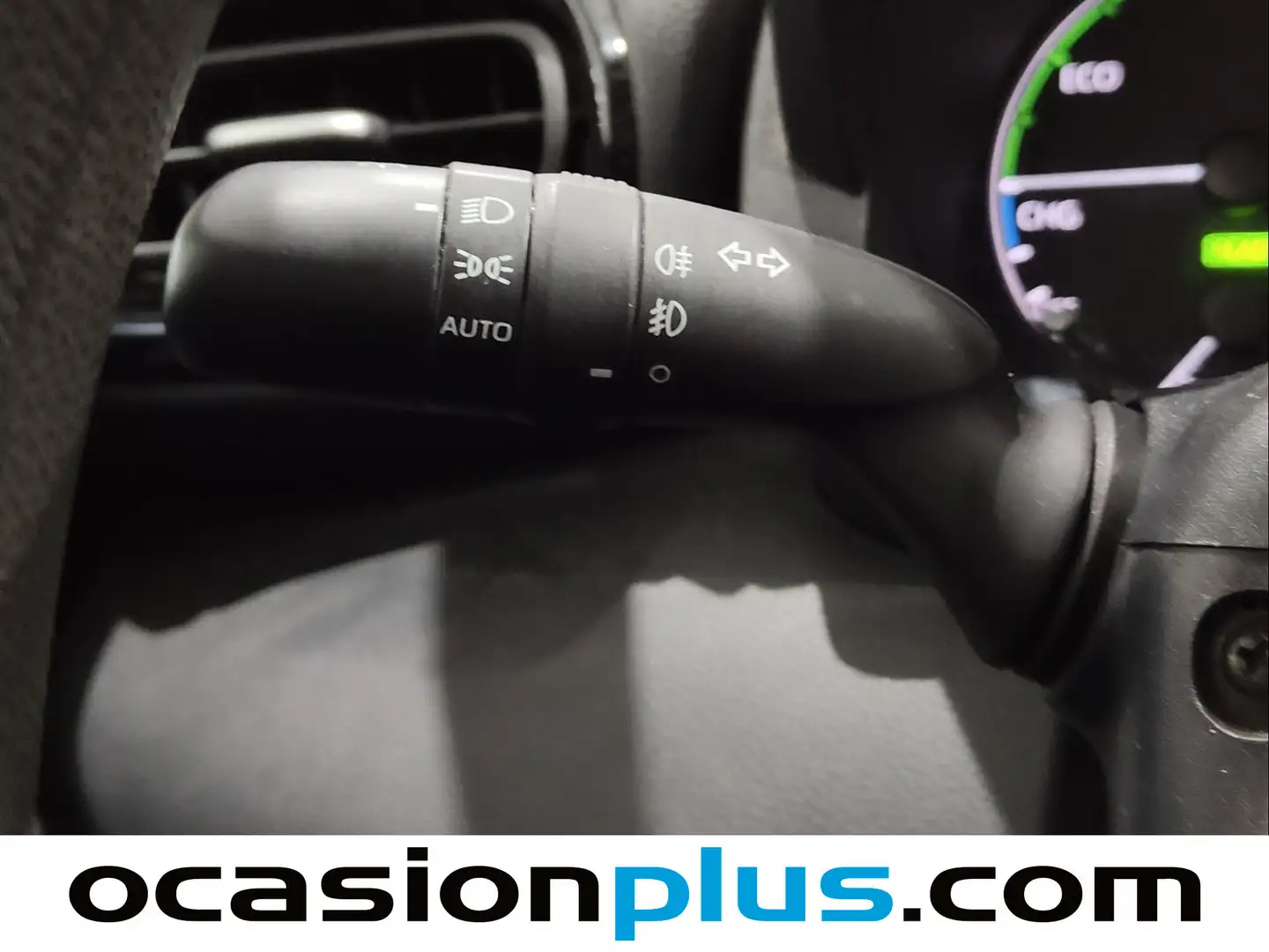 Foto Toyota Yaris Toyota Yaris 120H Business Plus (116 CV)