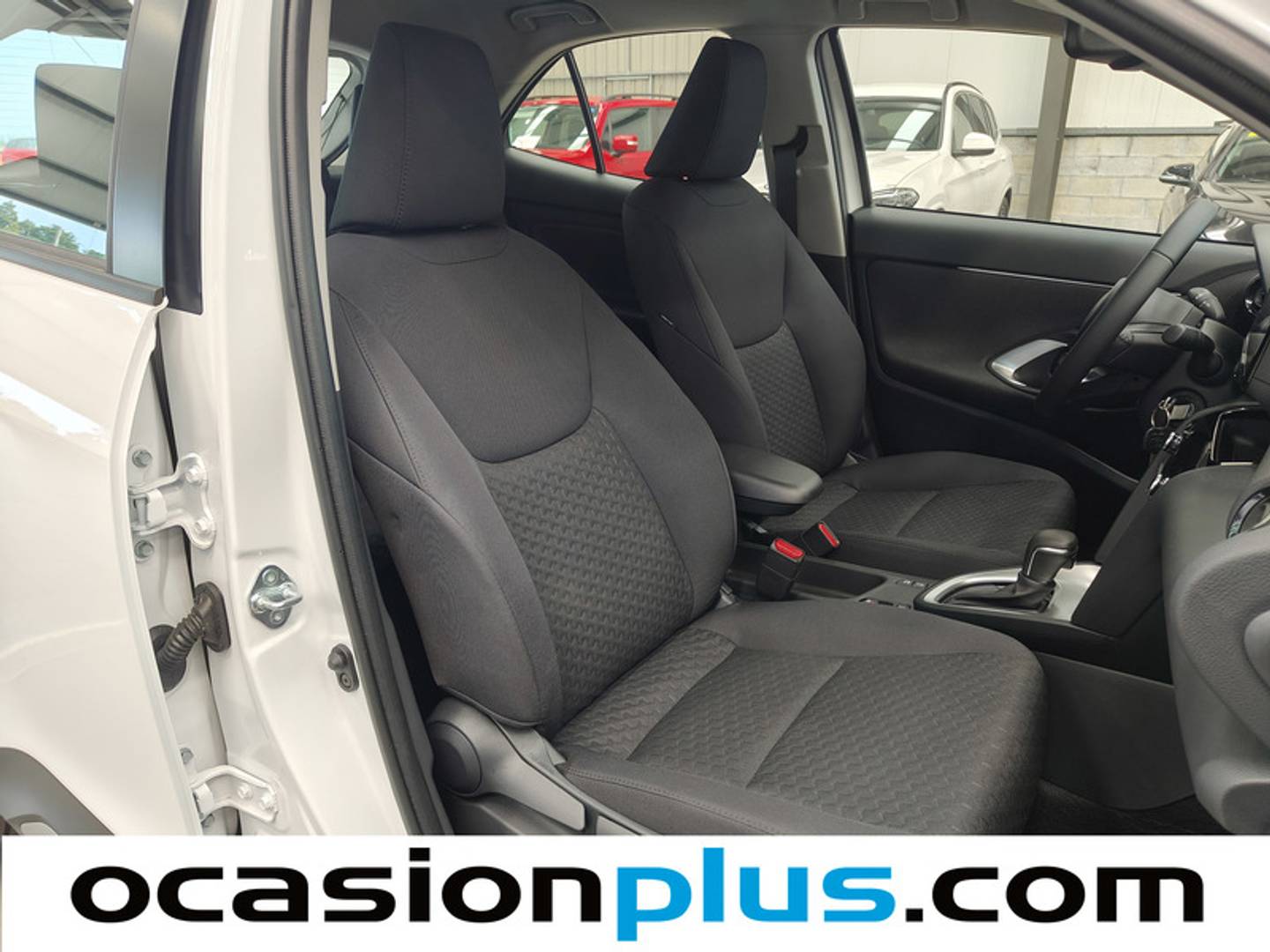 Foto Toyota Yaris Cross Toyota Yaris Cross 120H Business Plus (116 CV)