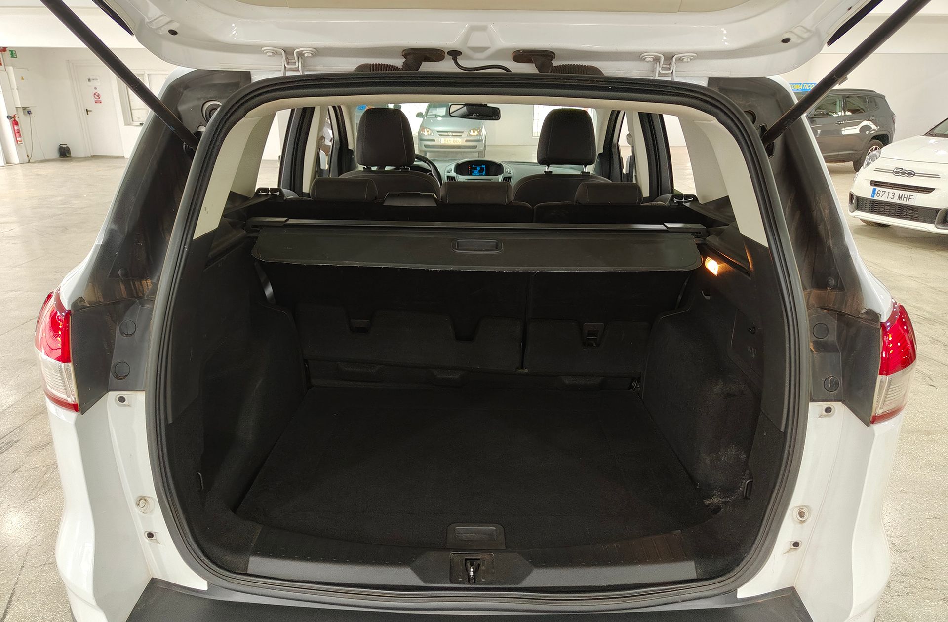 Ford Kuga 1.5 EcoBoost Trend 4x2 - foto 14