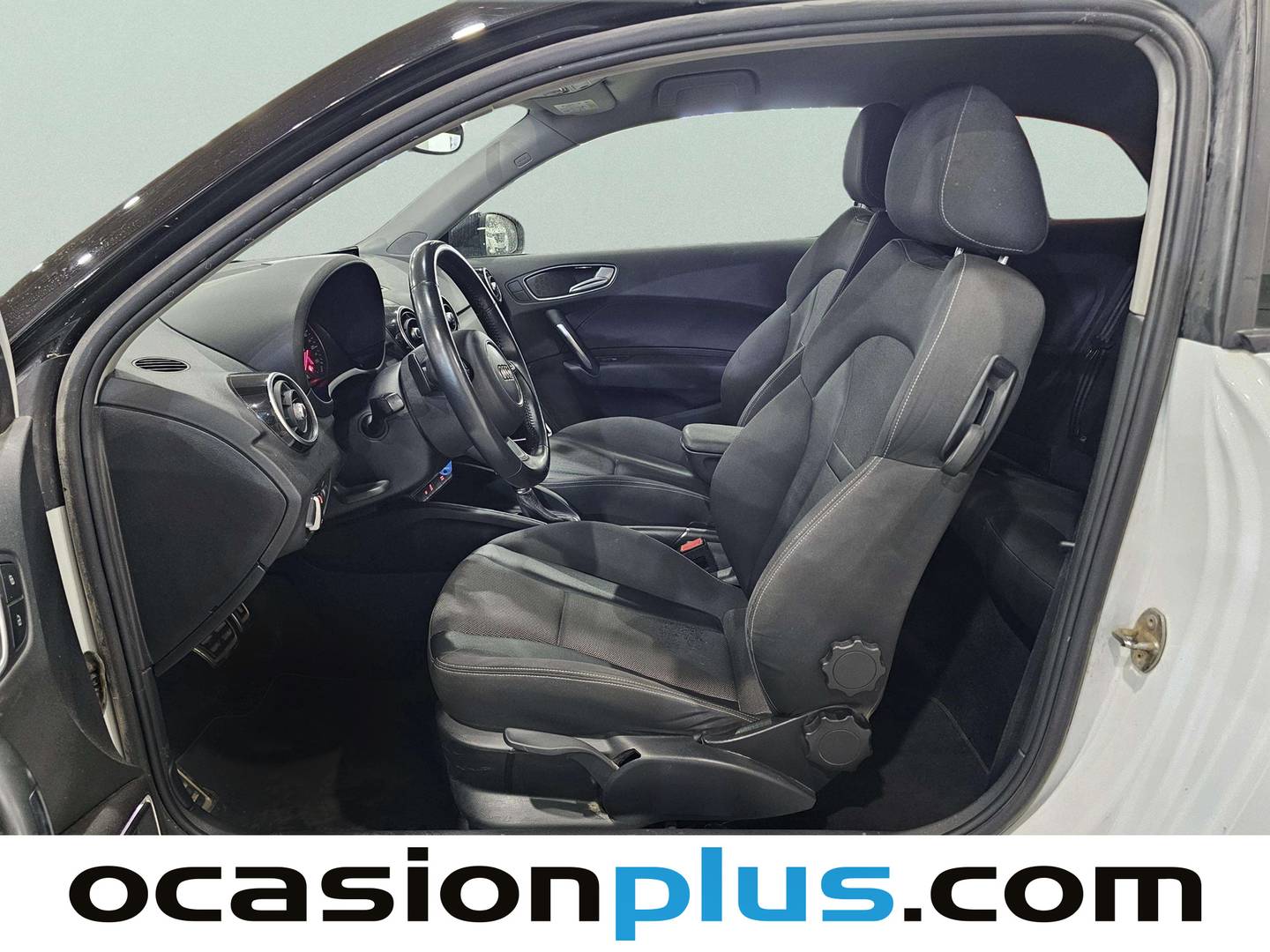 Foto asientos delanteros Audi A1 Audi A1 Adrenalin2 1.8 TFSI (192 CV) S tronic PACK S-LINE