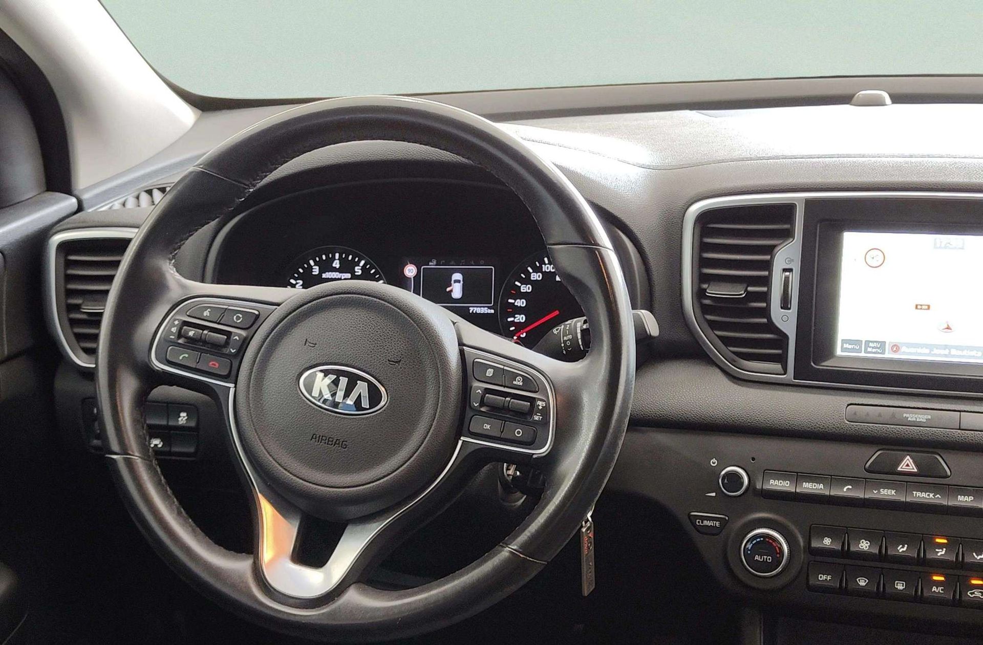 Kia Sportage 1.6 GDi x-Tech18 4x2 - foto 23