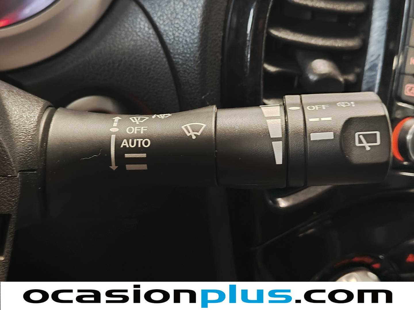 Foto Nissan JUKE Nissan Juke G N-Connecta CVT (112 CV)