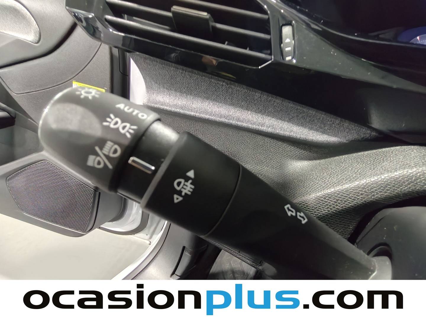 Foto Peugeot 308 Peugeot 308 BlueHDi 130 S&S Allure EAT8 (130 CV)