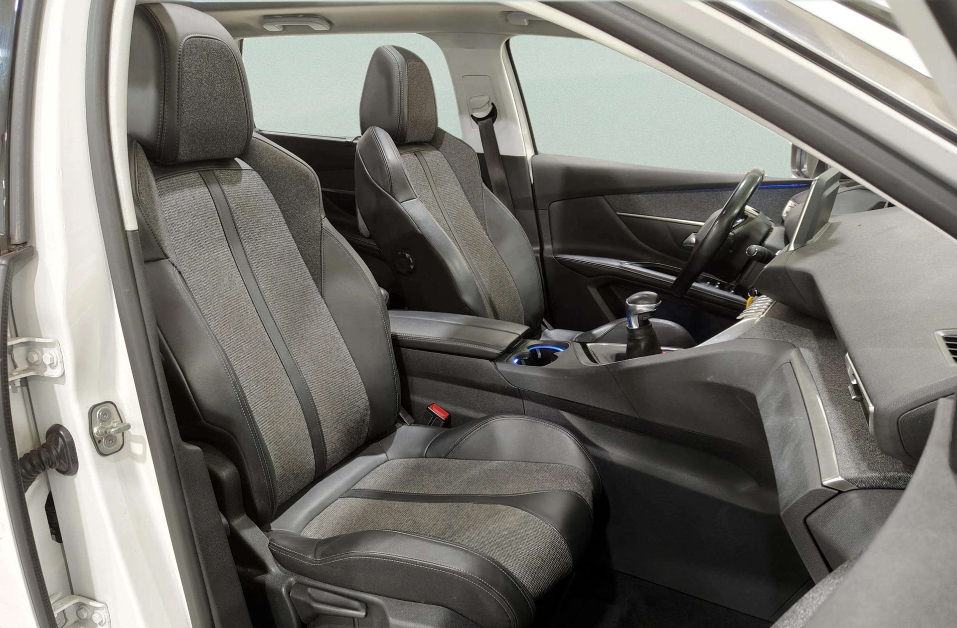 Peugeot 5008 PureTech 130 Allure 7 plazas - foto 20