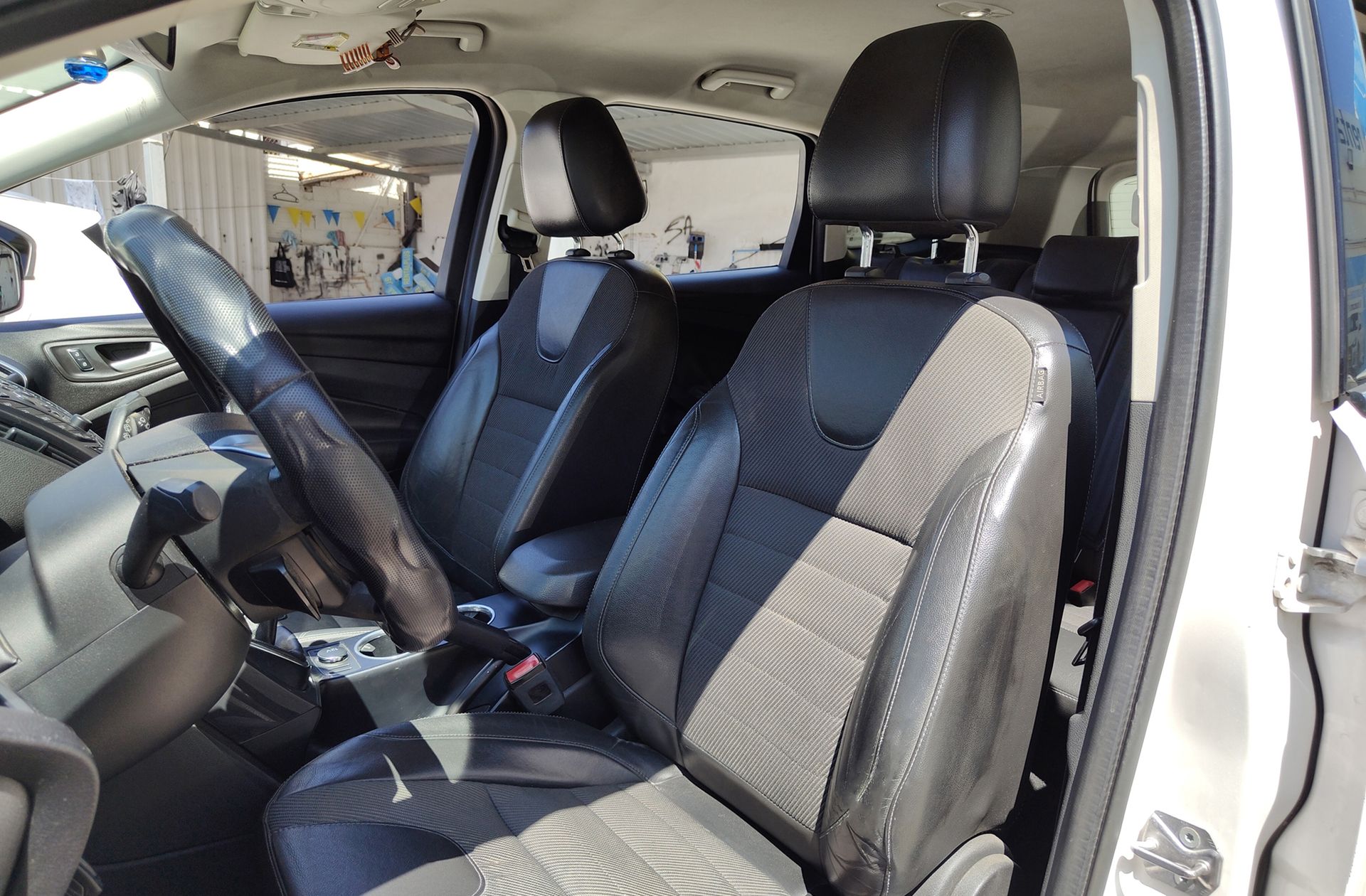 Ford Kuga 2.0 TDCi Titanium 4x2 - foto 7